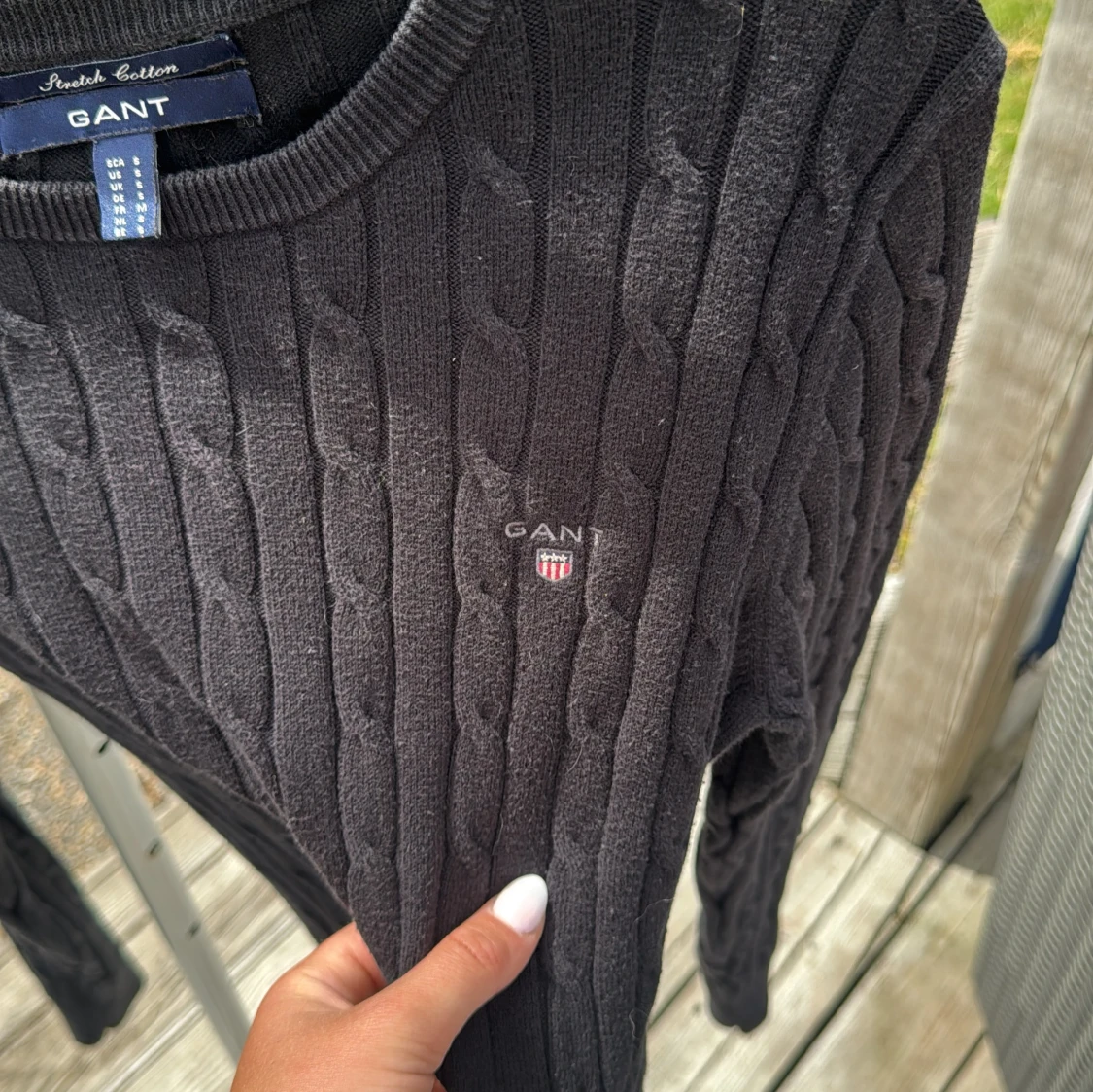 Svart kabelstickad tröja från GANT - 3