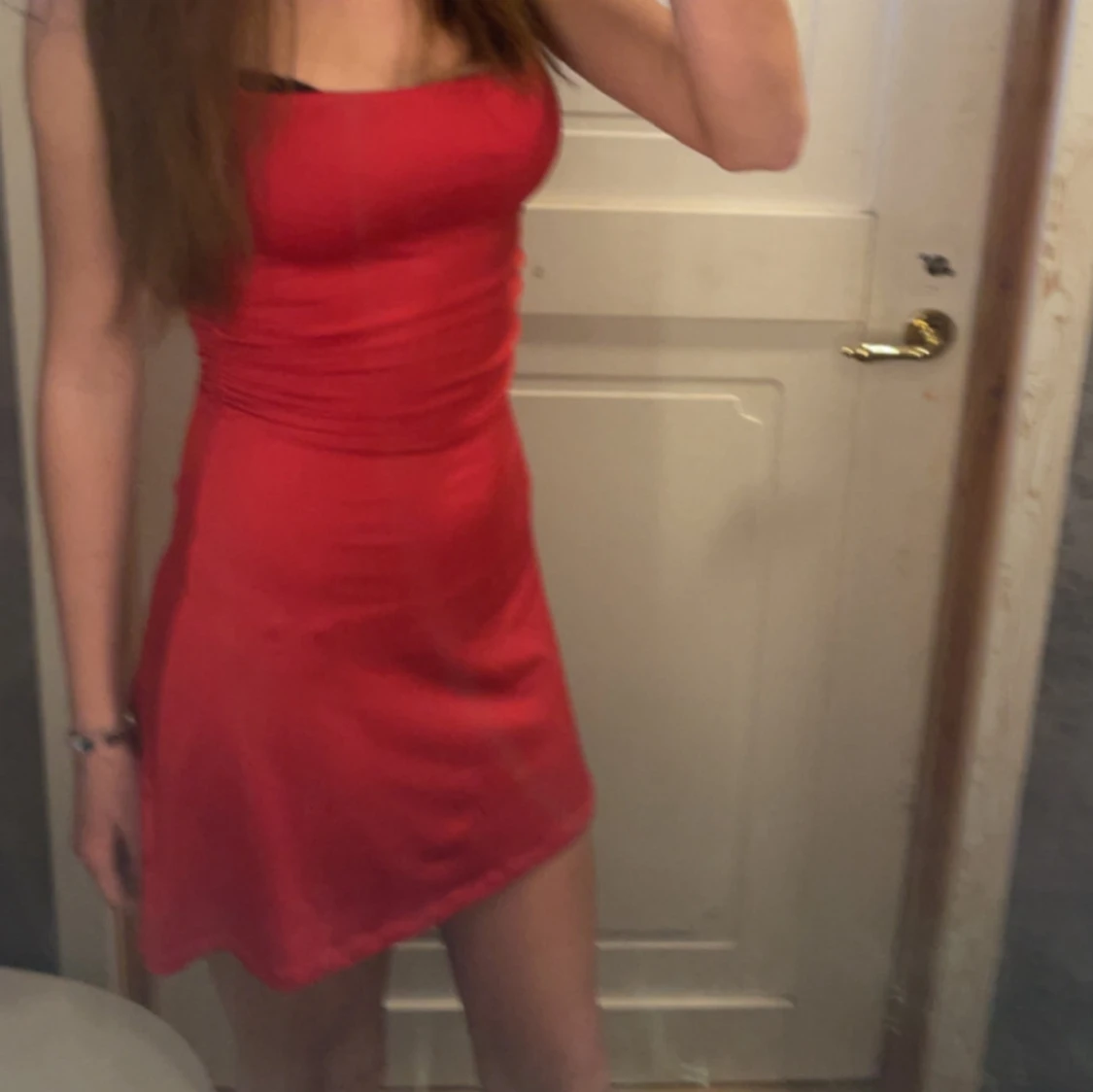Röd tight kortklänning - 3