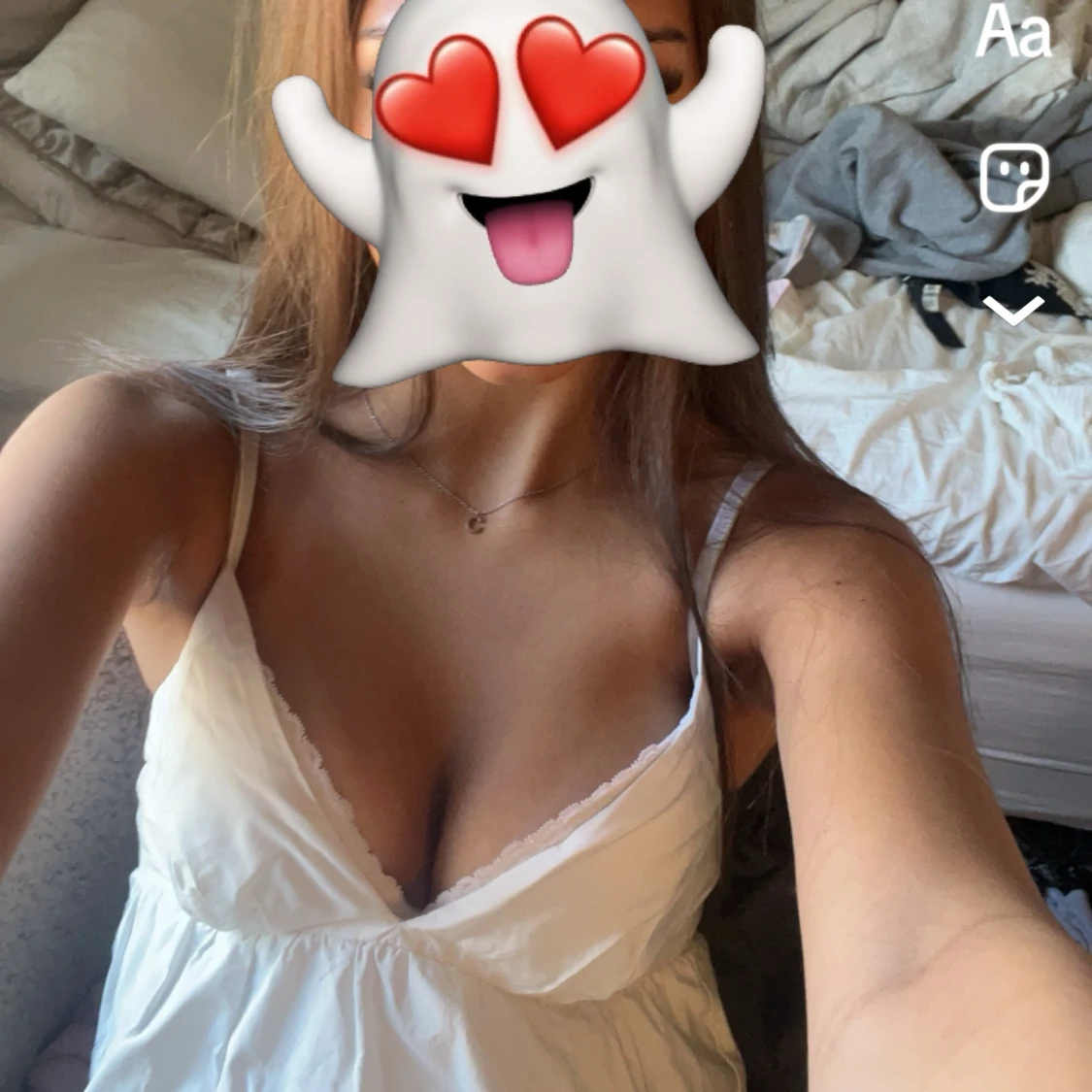 Vit klänning urringad  - 1