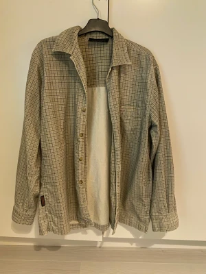 Overshirt vans - Riktigt snygg overshirt från vans. Vintage i bra skick.