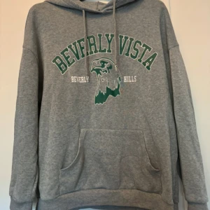 Hoodie - Använd få gånger 