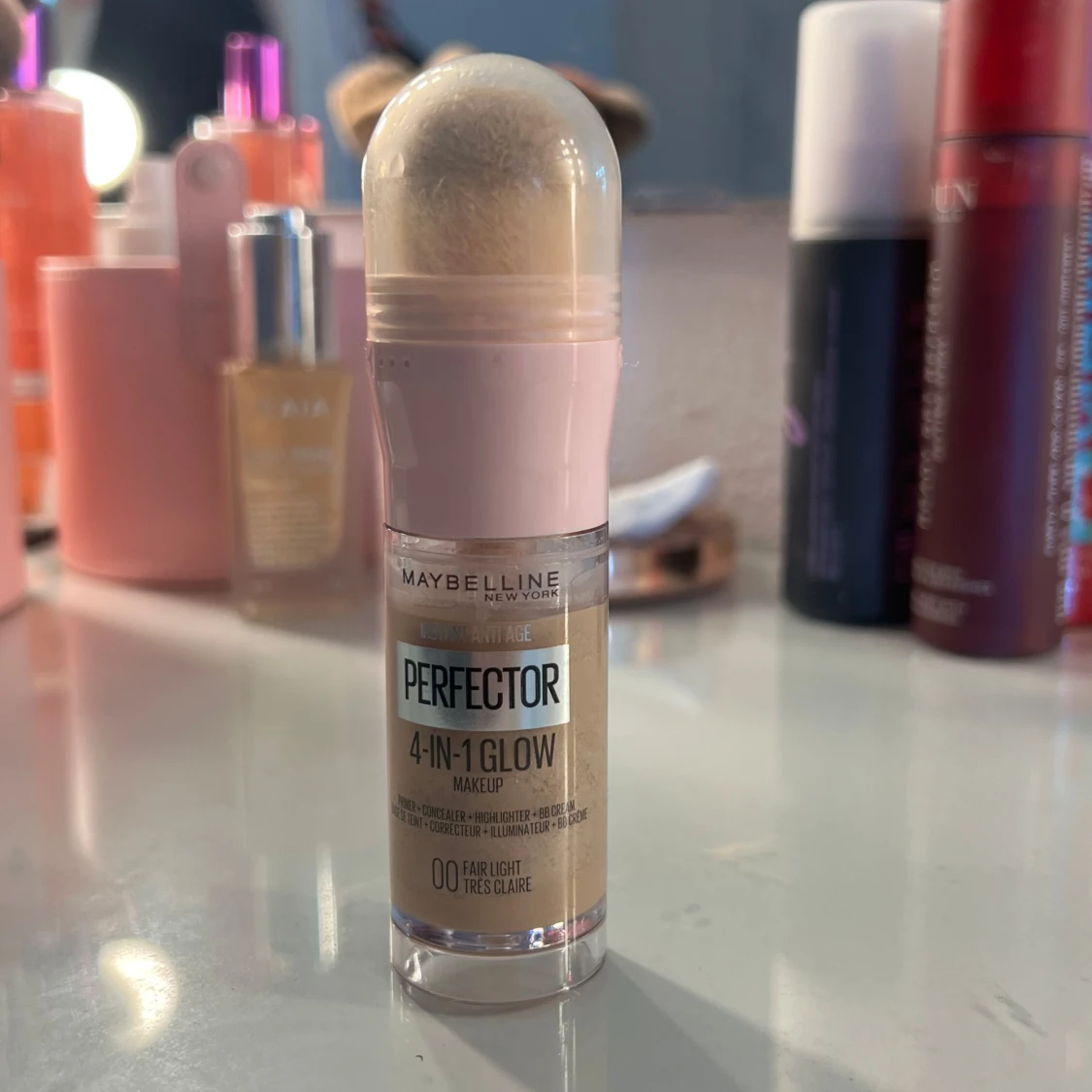 Maybelline Perfector 4-in-1 Glow 00 - 1