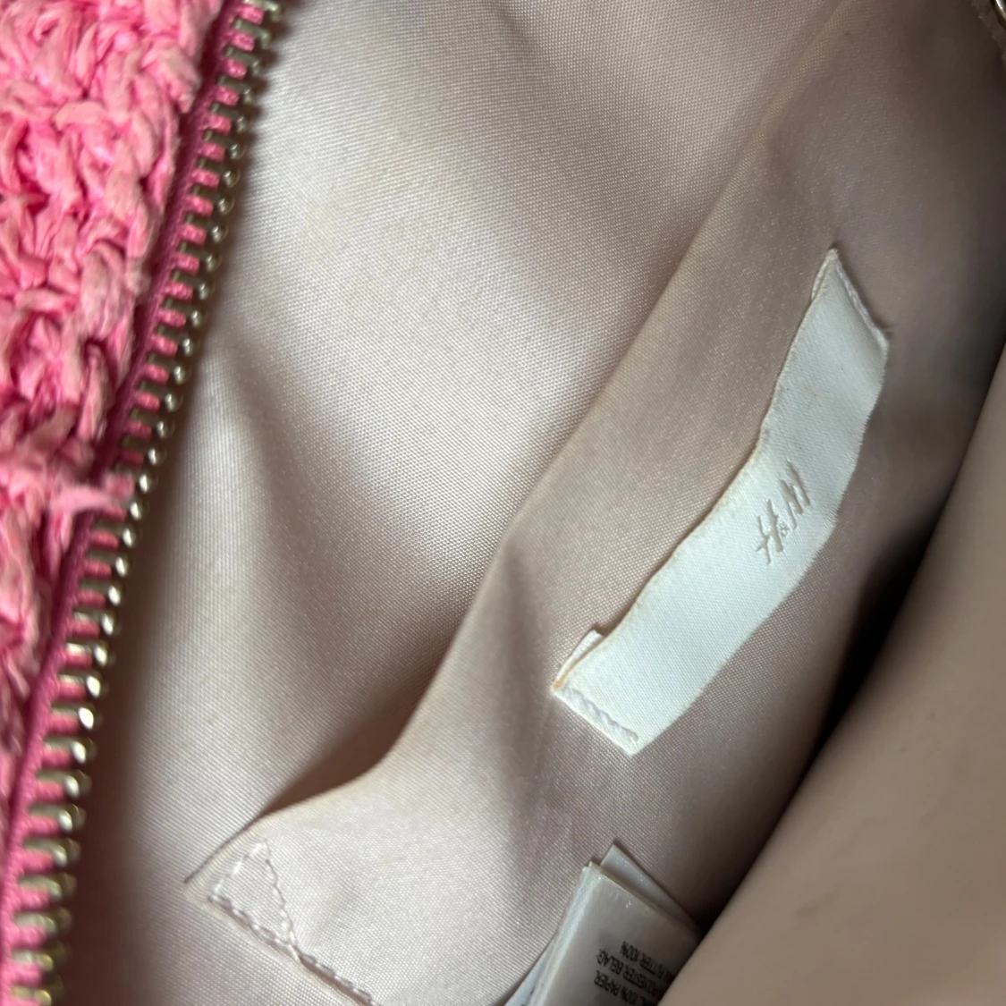 Två virkade väskor från H&M - 3