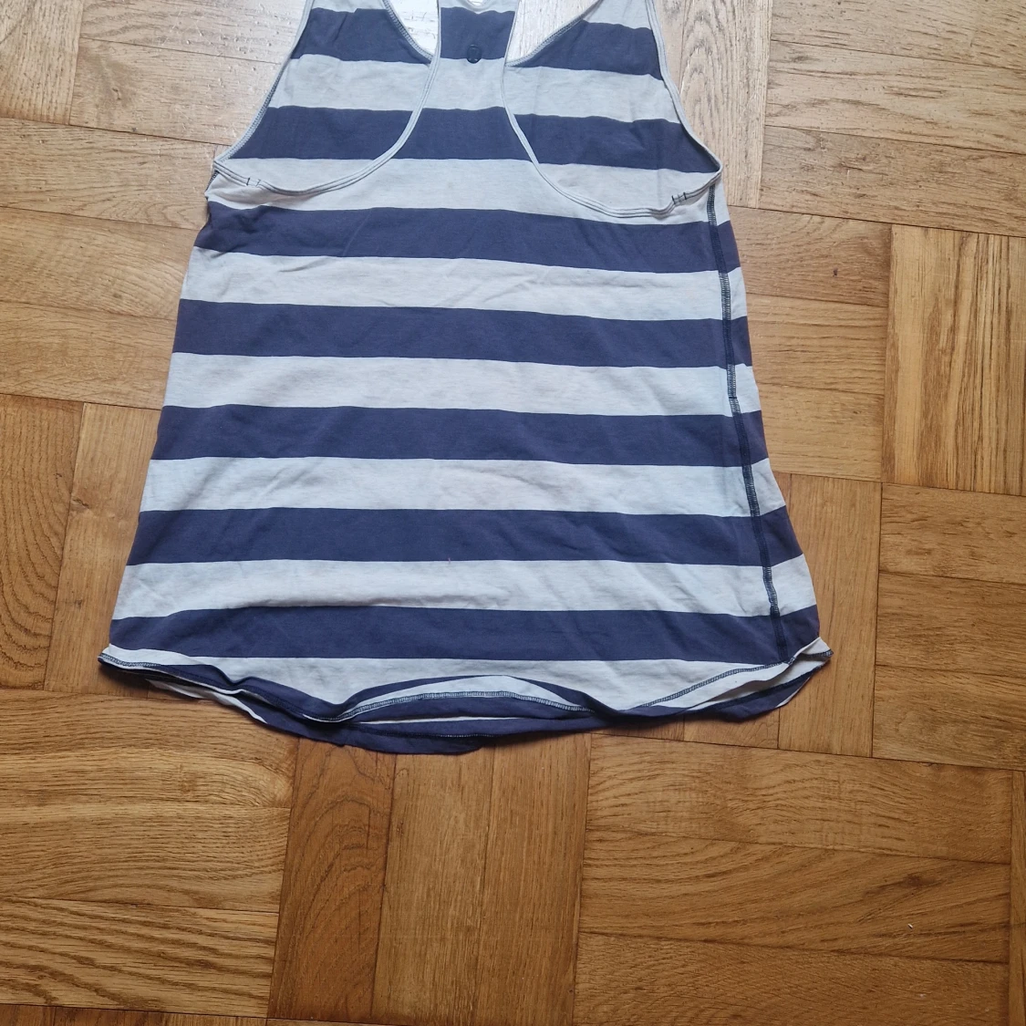 Randig linne från Lululemon - 2