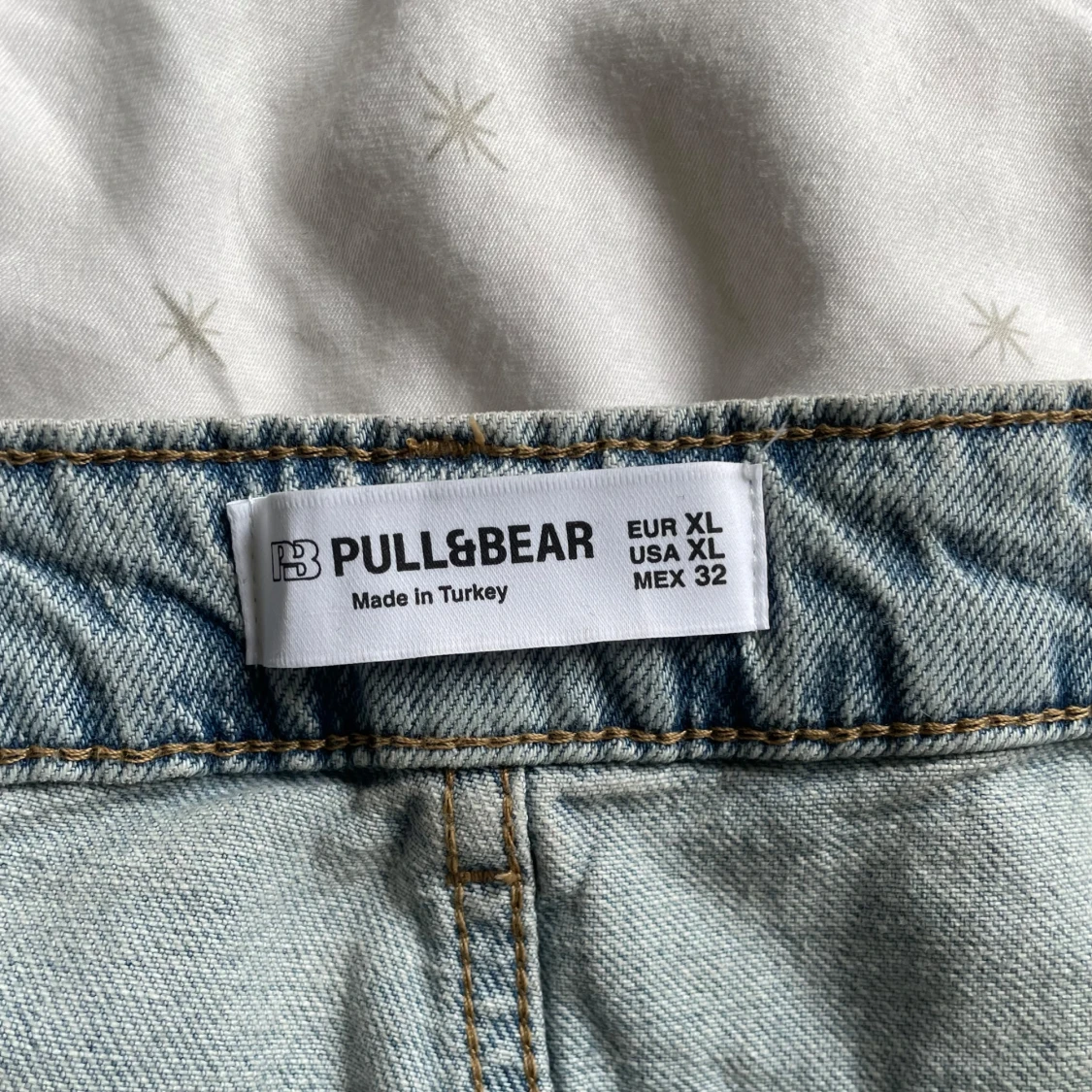 Ljusblå jeanskjol från Pull&Bear XL - 2