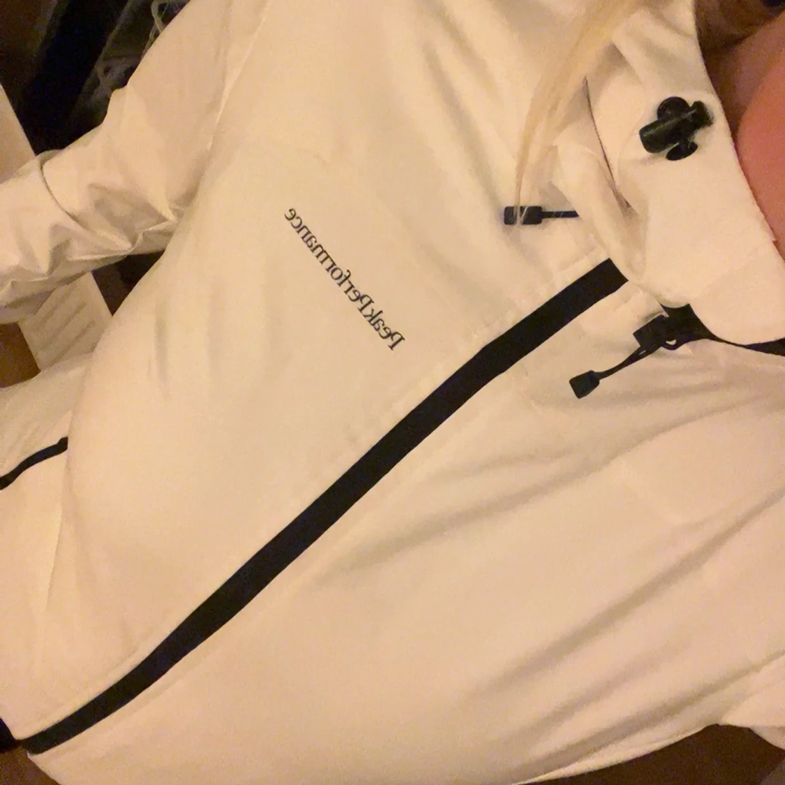 Vit vindjacka Peak Performance - 4