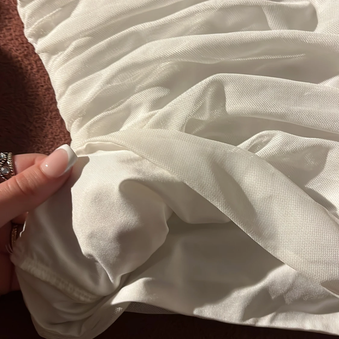 Vit croppad linnetopp från Gina Tricot - 2