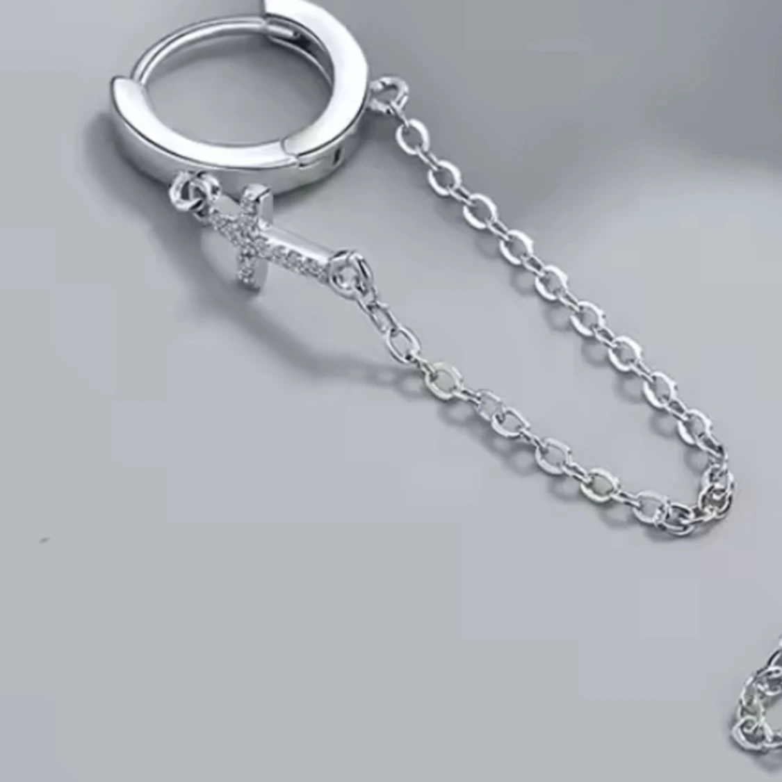  Helt nya Silverörhängen  925 med kors och kedja - 2