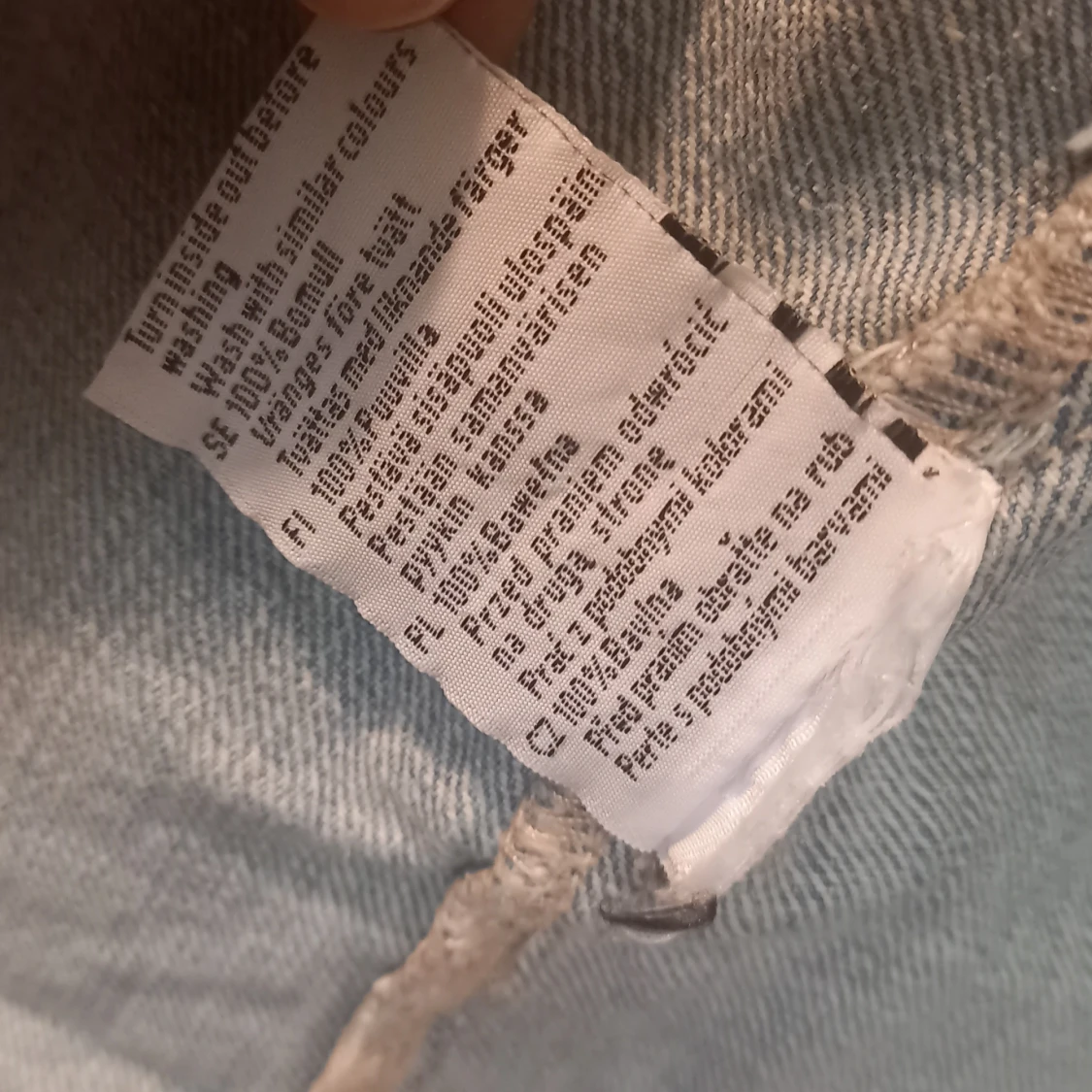 Ljusblå jeansjacka från Renim Extra - 4