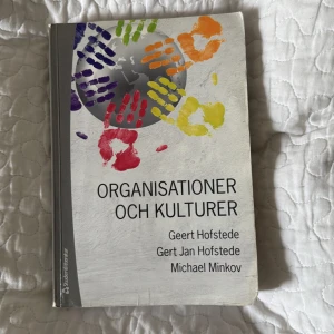 Organisationer Och Kulturer  - Bra Skick. Kantstöt med lite markeringen i boken 