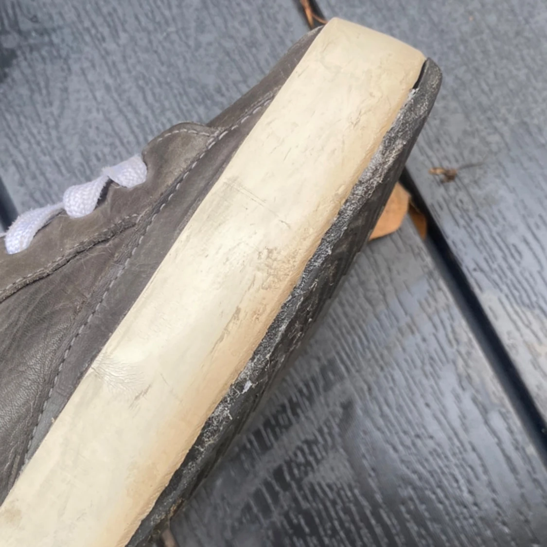 Grå sneakers från Philippe Model - 2