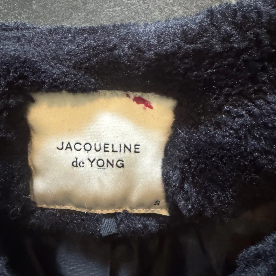 Svart fuskpälsjacka från Jacqueline de Yong i S - 1