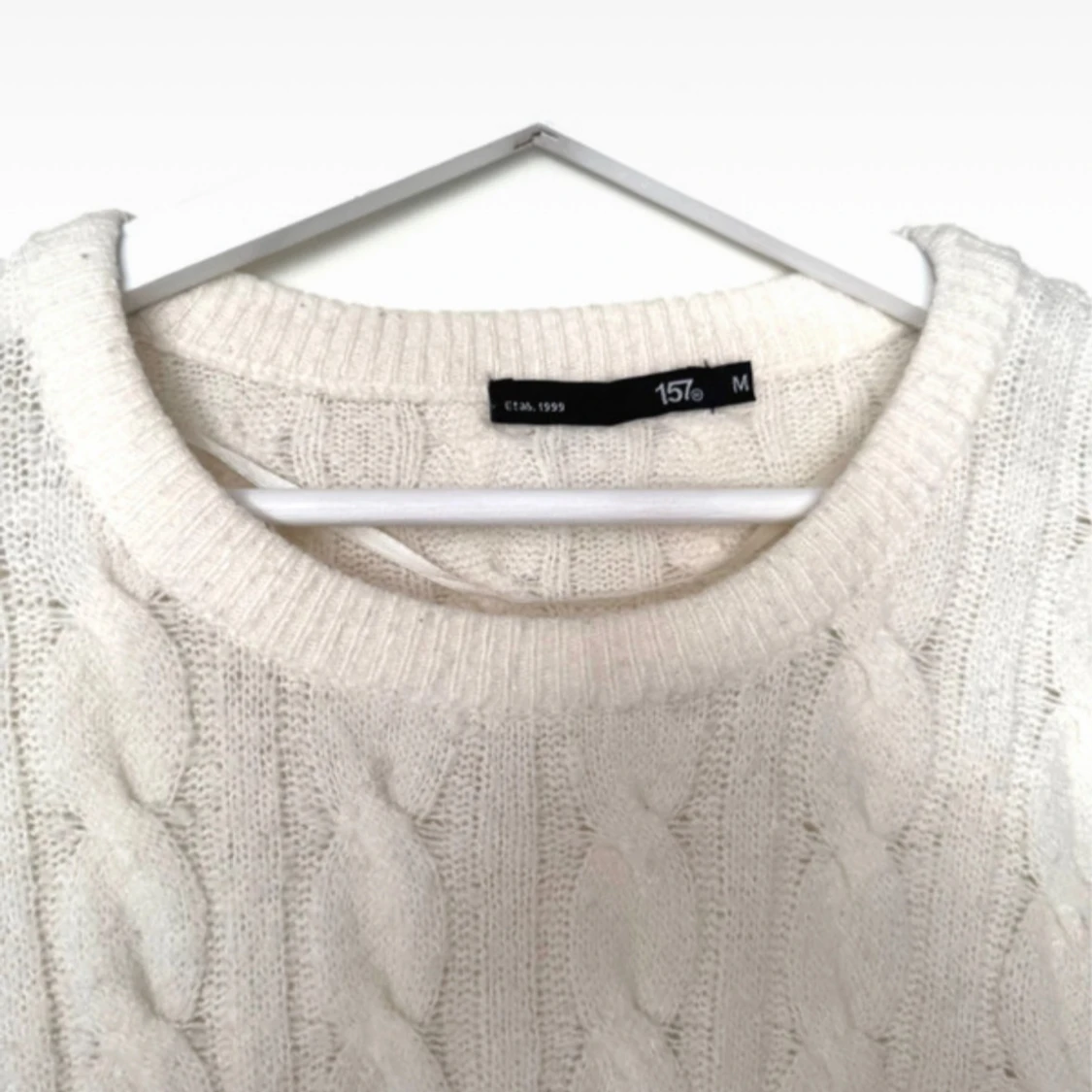 Vit kabelstickad tröja från 157 - 2