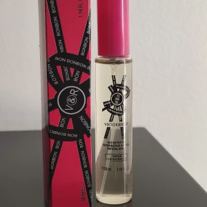 Viktor & Rolf Bonbon perfume - Viktor & Rolf perfume Bon Bon. 33ml. New. [❗📦 DELIVERY INFORMATION: I am able to ship with Instabox on Fridays only, since I dont have one near me! Postnord I can ship with everyday.]
