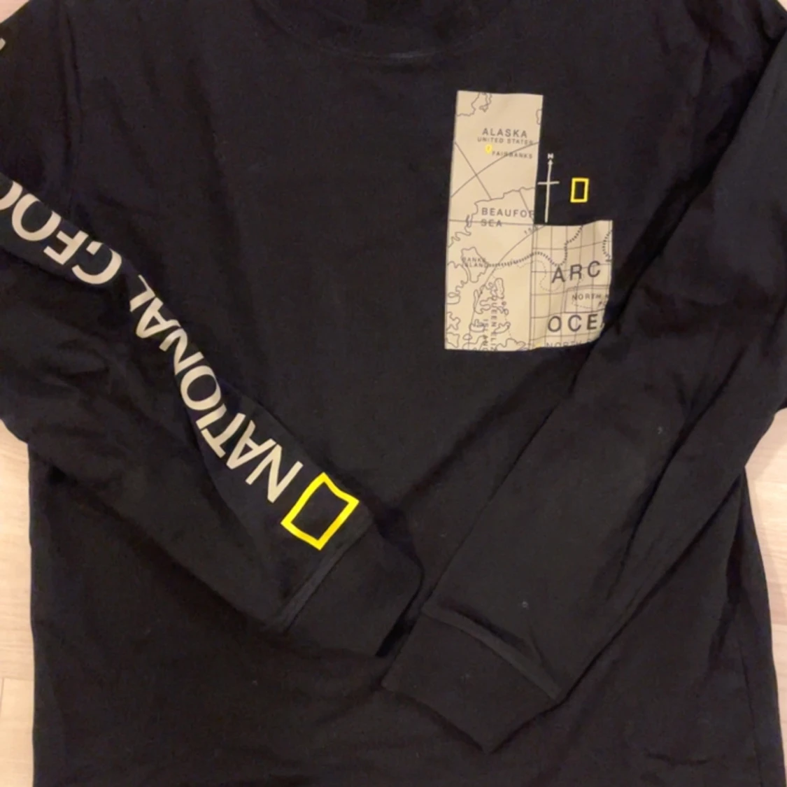 National Geographic svart långärmad tröja - 2