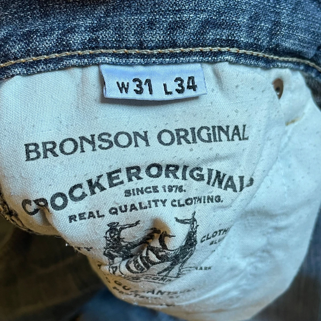 Blå bootcut jeans från Crocker - 1