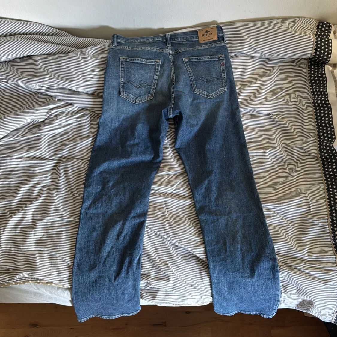 Blå raka jeans från Replay - 4