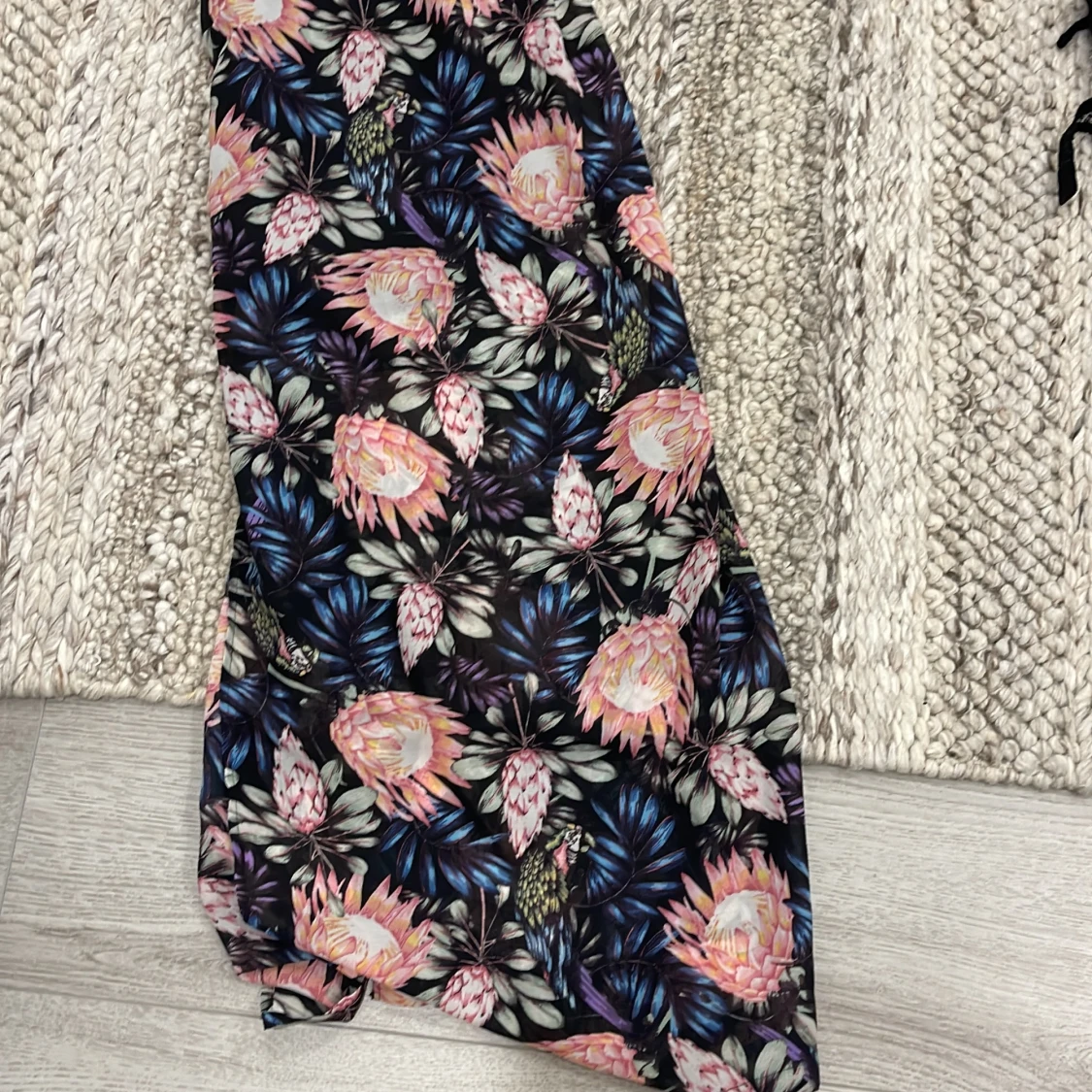 Blommig långklänning från H&M  - 1