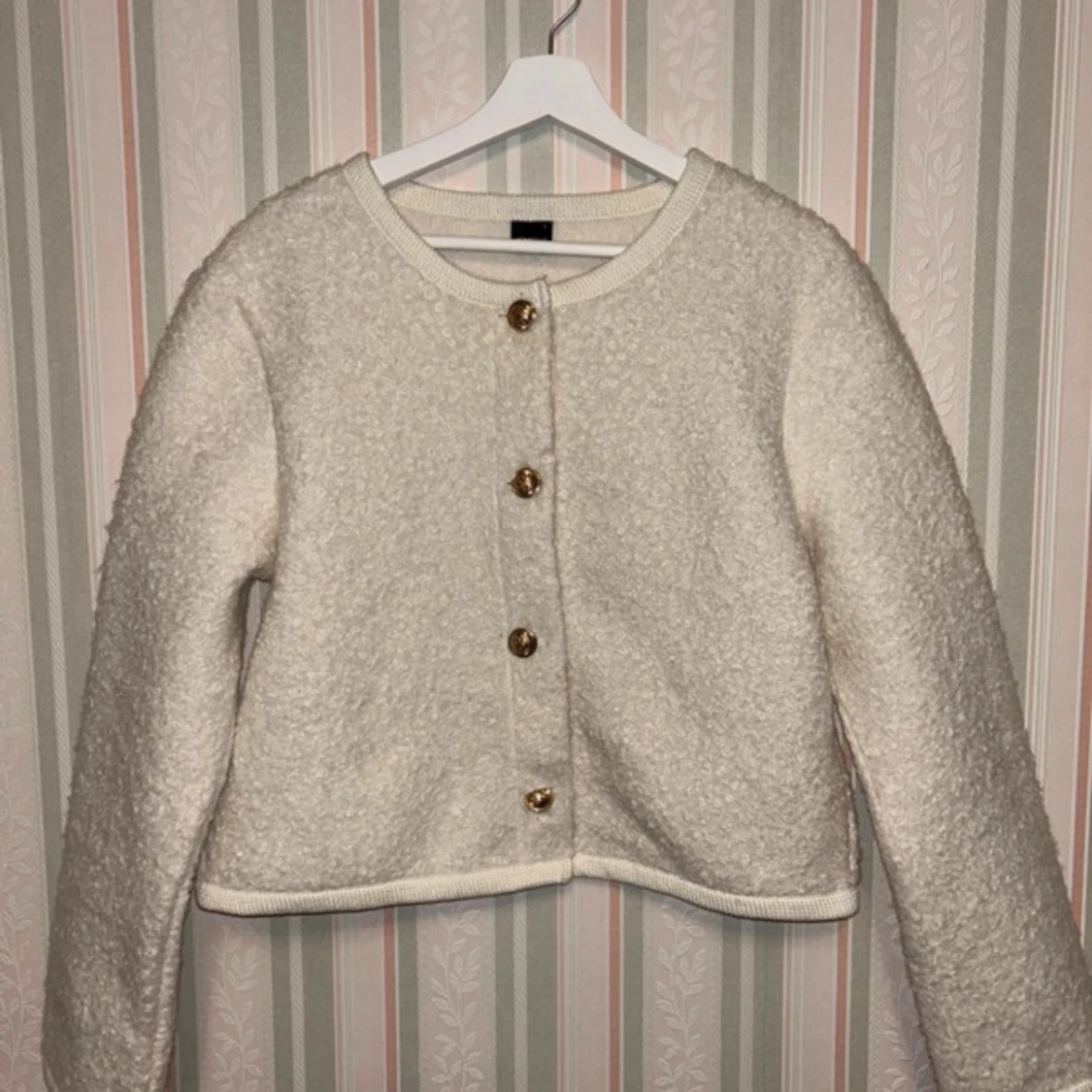 Vit teddyjacka från Gina Tricot L