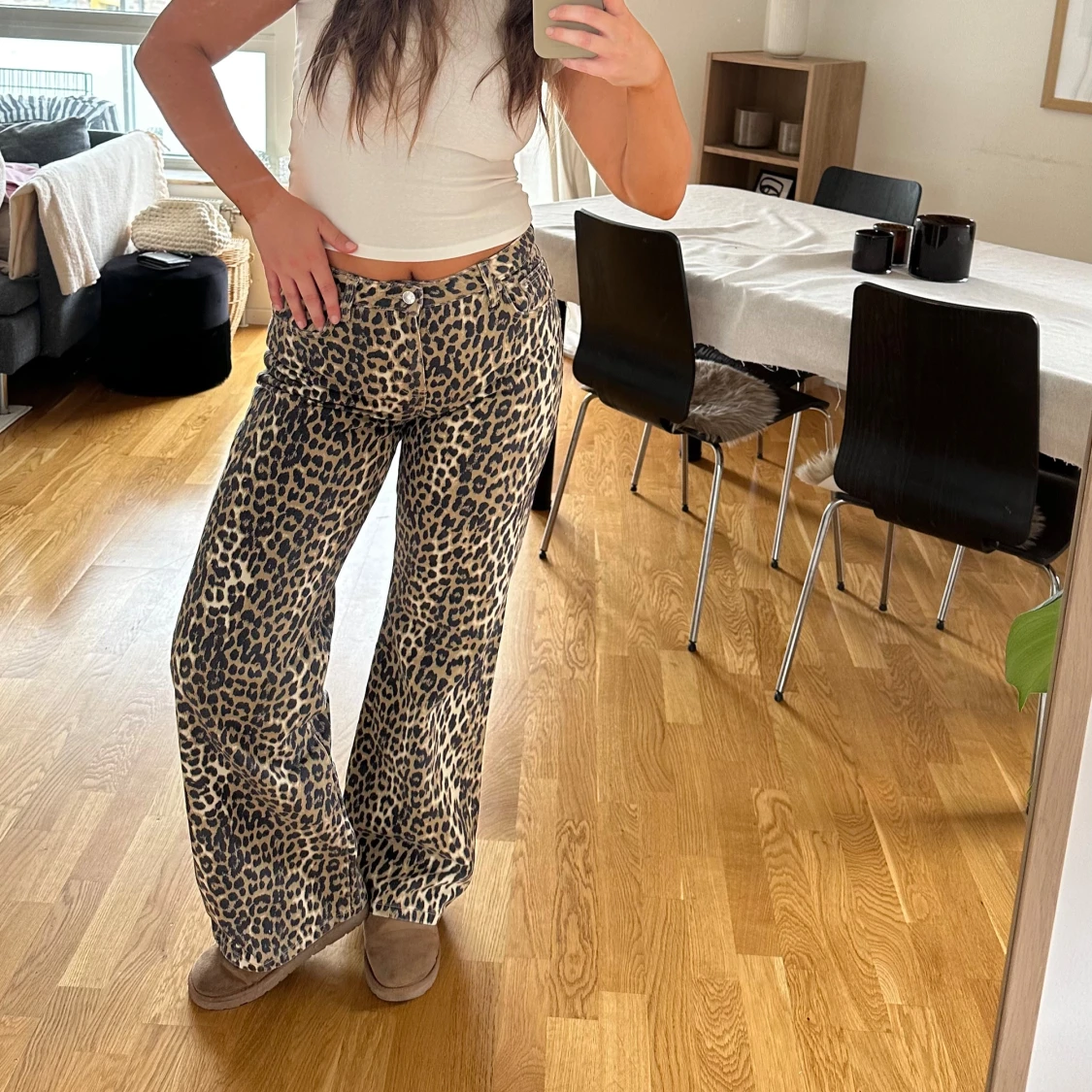 Leopardmönstrade wide jeans