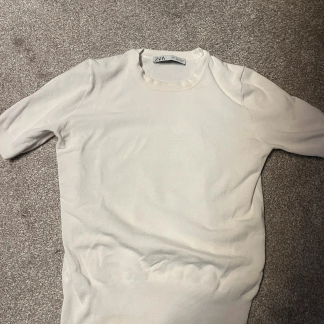 Vit stickad kortärmad tröja från Zara - 3