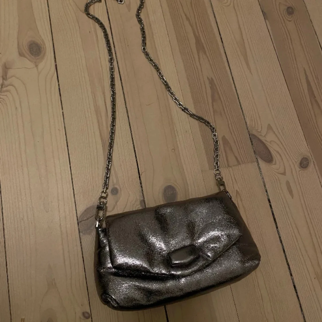 Silvrig Zara väska  - 1