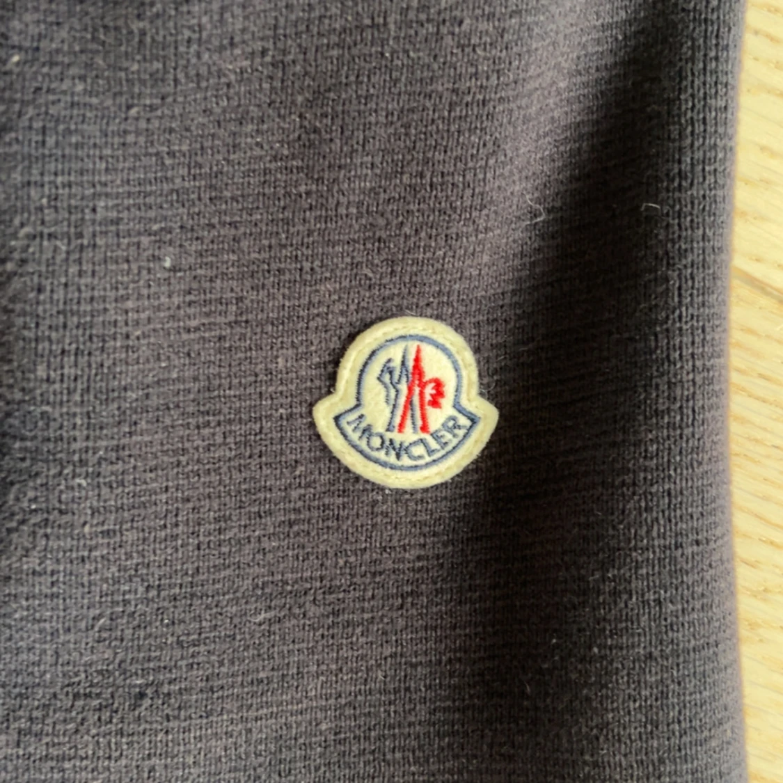 Svart dunväst från Moncler - 1