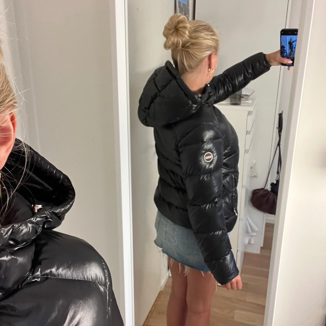 Svart glansig dunjacka från Colmar - 3