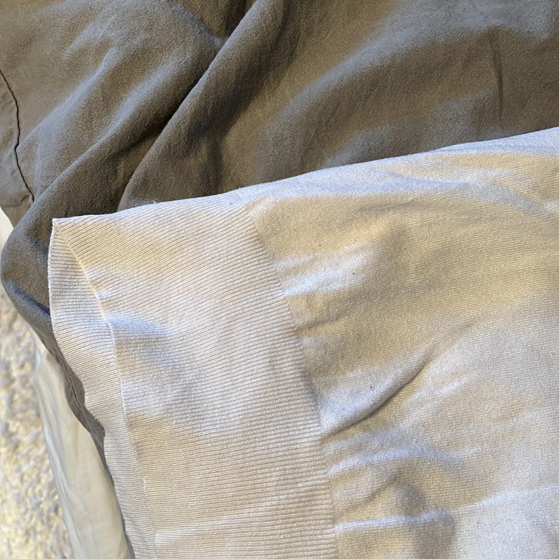 Vit ribbad t-shirt från Zara - 3