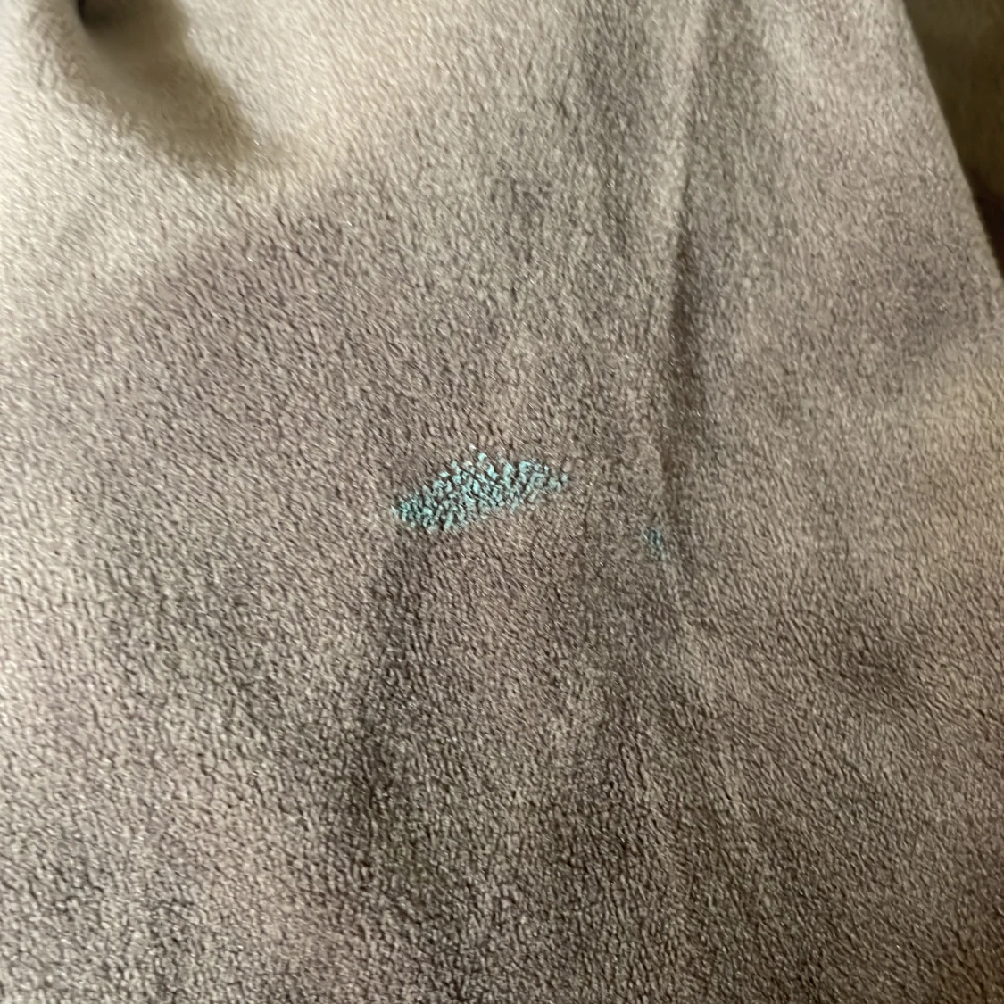 Beige fleece-tröja med strassdetaljer - 4