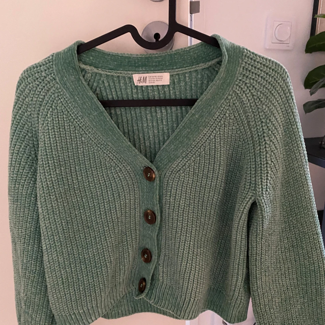 Grön stickad cardigan från H&M - 1
