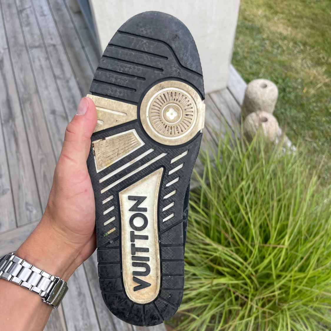 Louis Vuitton svartvita sneakers - 4