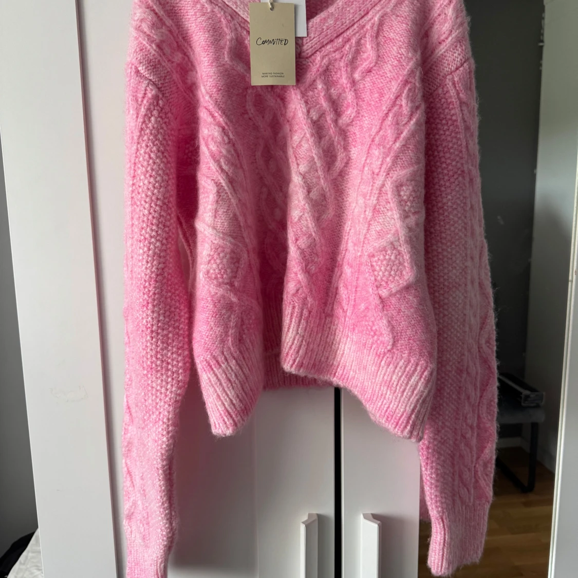 Rosa croppad stickad tröja MNG - 1