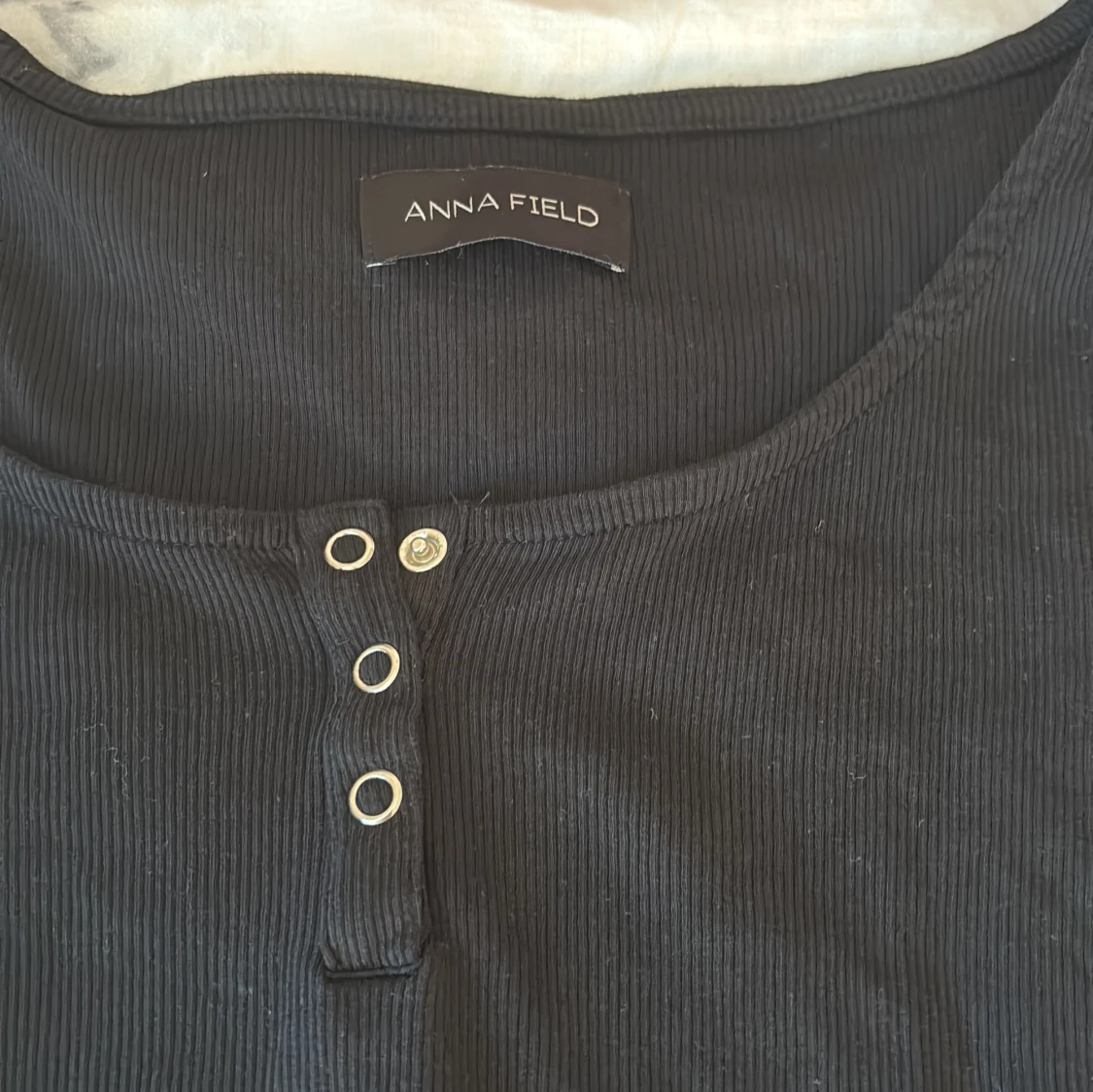 Svart ribbad långärmad topp Anna Field - 1