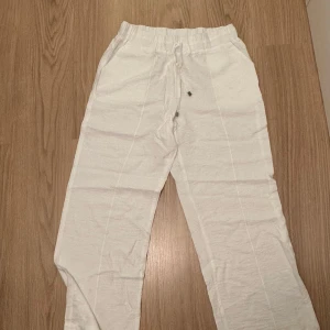 Vita Linne Byxor  - Vita linne byxor ( baggy )