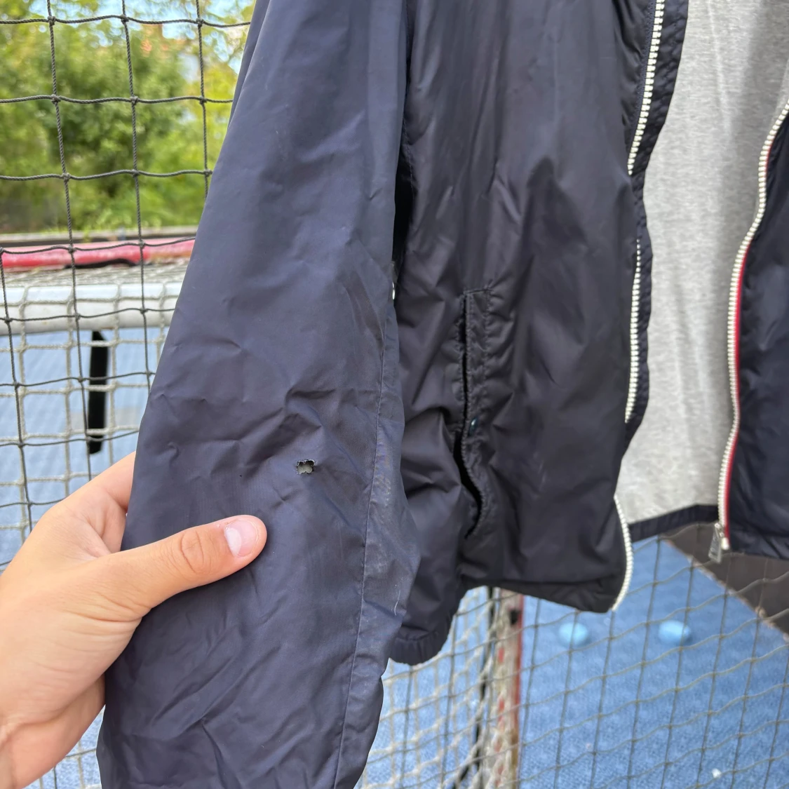 Moncler marinblå vindjacka  - 2