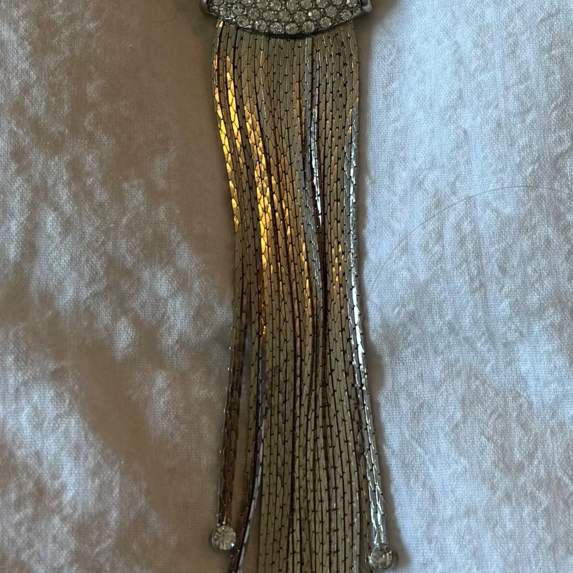 Långt silverfärgat halsband - 2