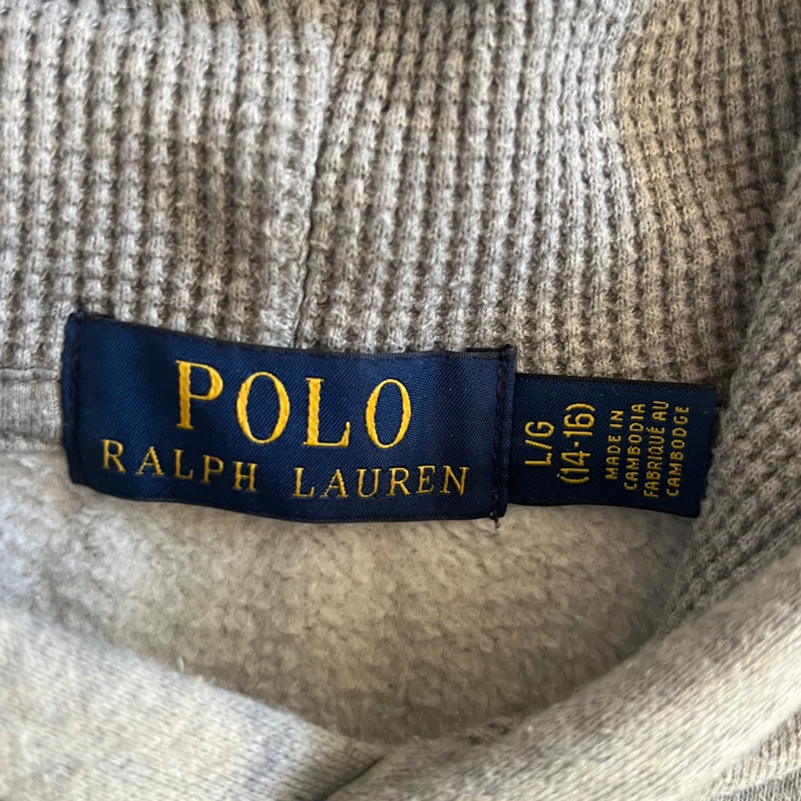 Grå hoodie från Polo Ralph Lauren - 2