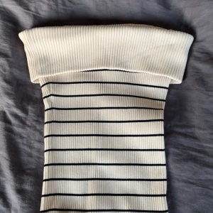 Randig topp - Randig beige topp