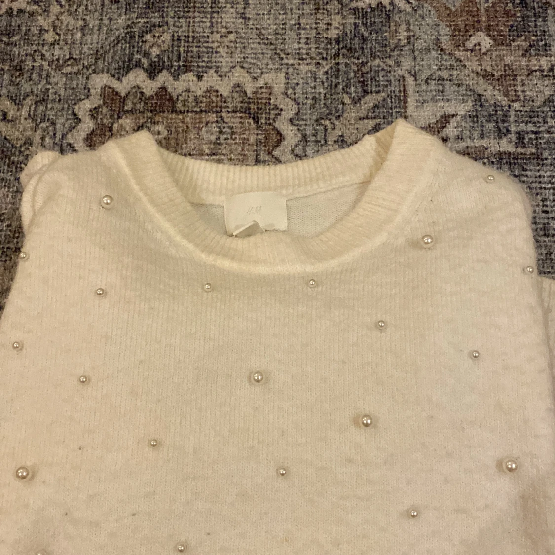 Vit pärlstickad tröja från H&M XS - 1