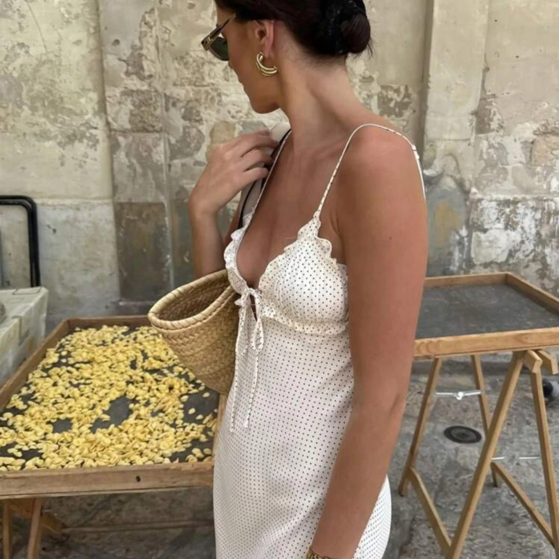 Prickig klänning - 1