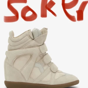 SÖKER ISABEL MARANT SKOR - Vi kan diskutera priset. Kan ha 39 och ksk 40 skriv om de e liten eller stor i storleken
