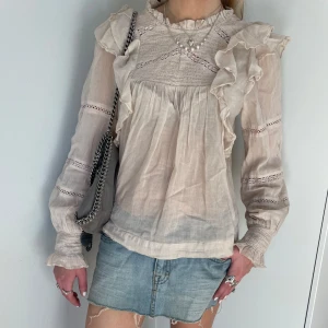 Beige blus  - Super fin beige blus från Neo Noir🤍