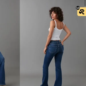 Blå bootcut jeans - Snygga blå bootcut jeans från Gina tricot. Jeansen är använda men i fint skick!