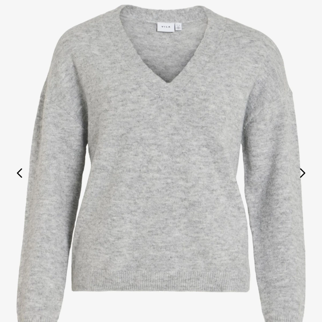 Grå stickad tröja  - 1