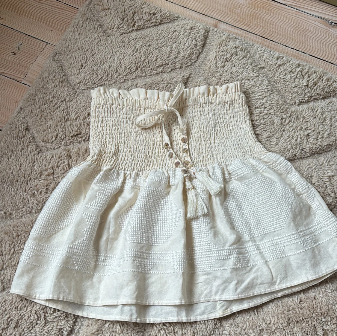 Beige kjol från Zara