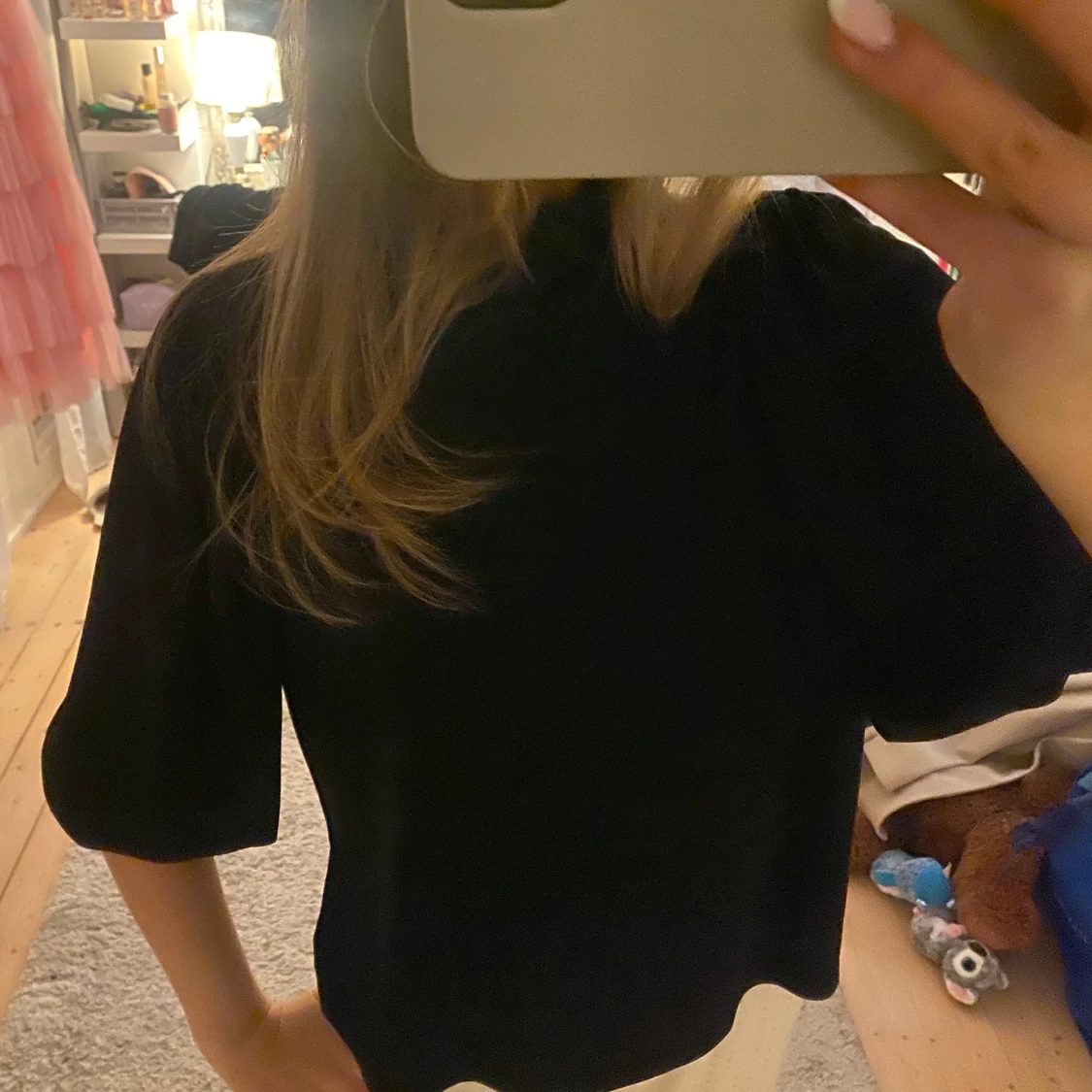 Svart tröja med trekvartsärm - 1