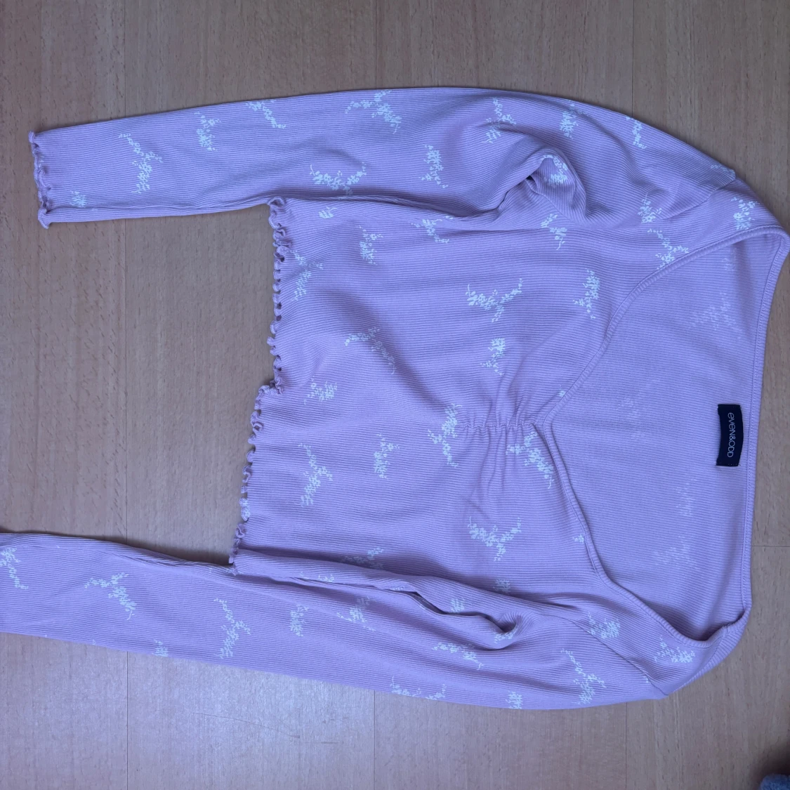 Rosa ribbad topp från Bershka