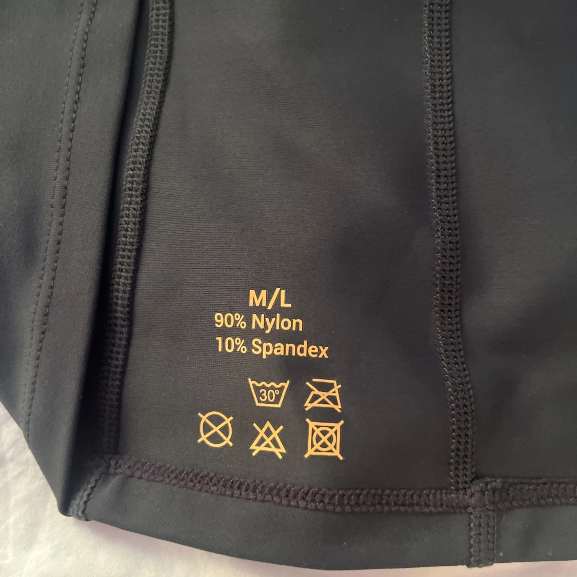 Svart långärmad tröja med dragkedja - 1