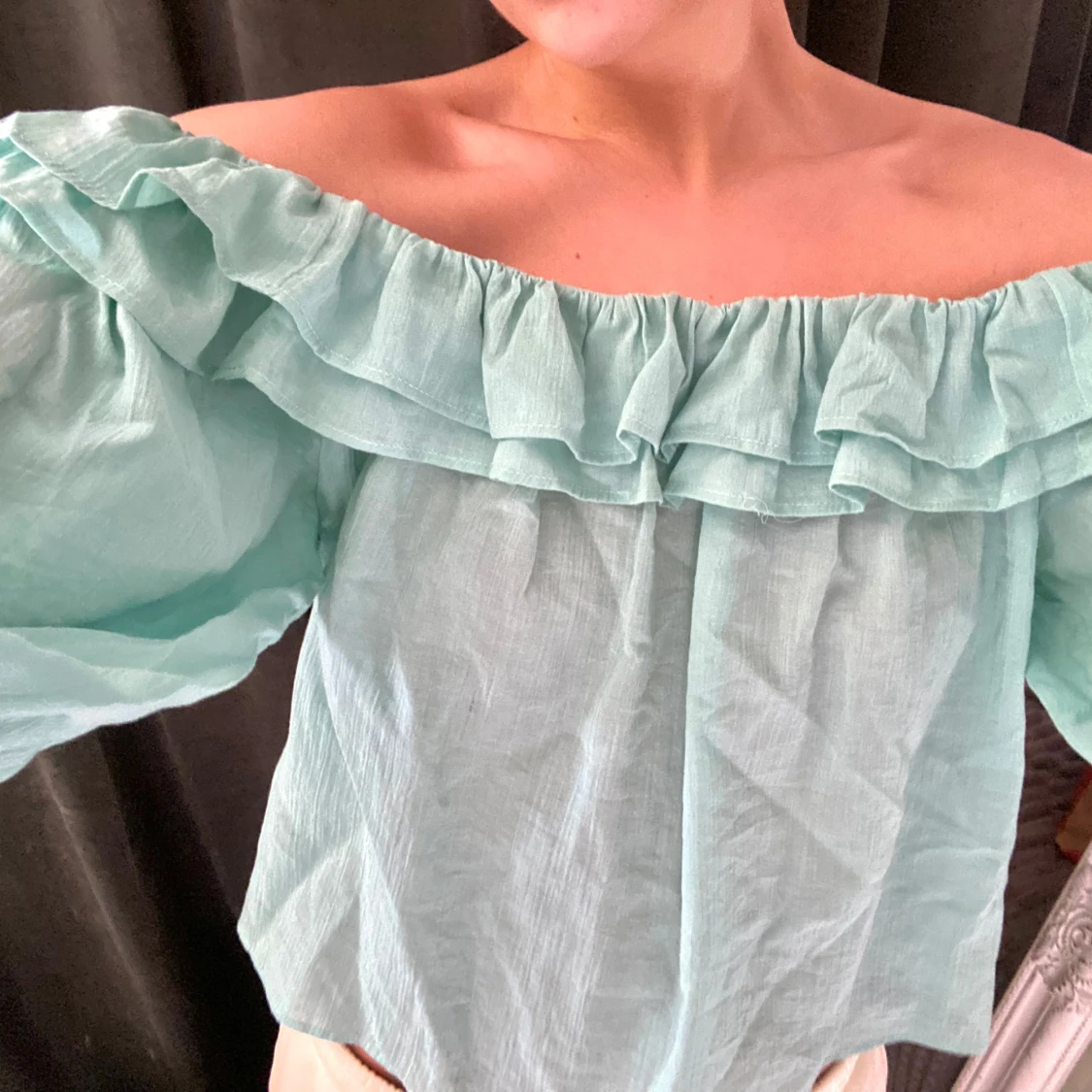 Mintgrön offshoulder blus - 1